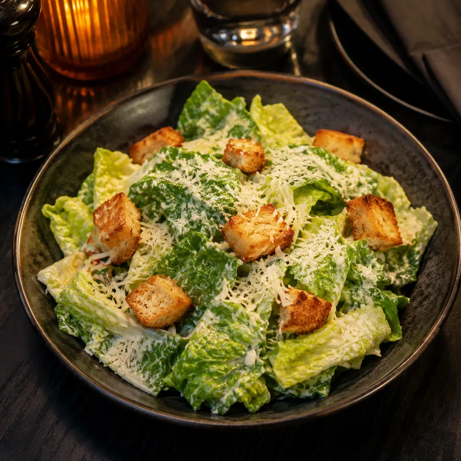 Illustrative presentation of Caesar Salad